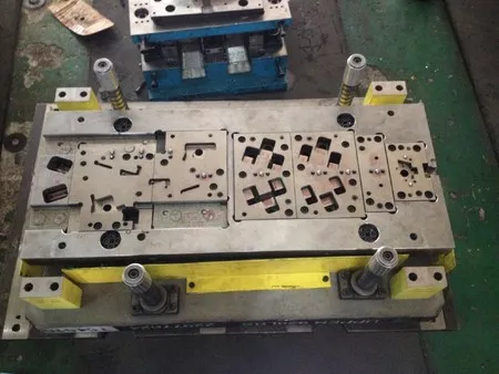 Progressive Upper Die